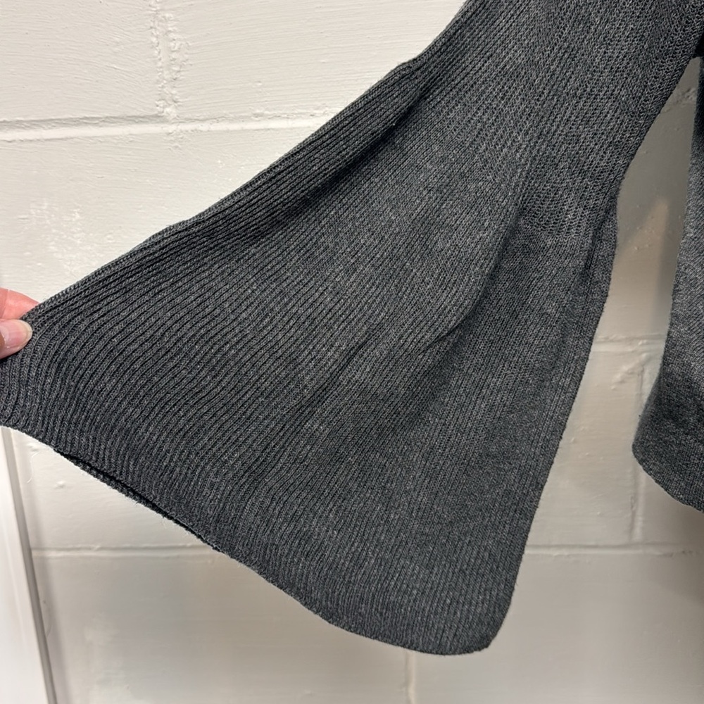 Sundance Charcoal Gray Square Neck Bell Sleeve Sweater Size Small - Picture 3 of 8